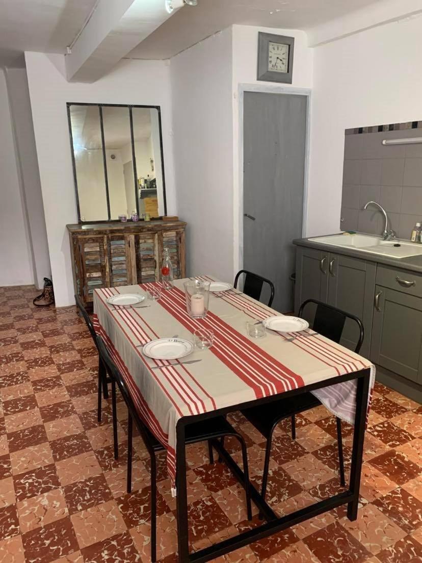 5Rbut1 - Maison Familiale Sur Deux Niveaux En Plein Coeur Du Centre Ville 콜리우르 외부 사진